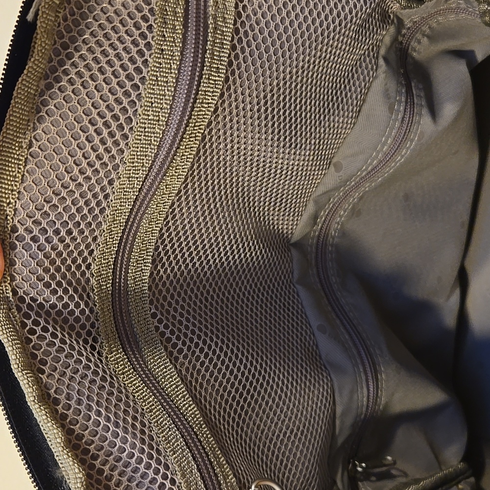 DELSEY “Helium Lite” Personal Bag - Picture 11 of 16